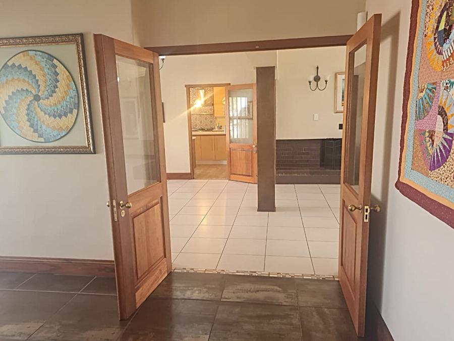 6 Bedroom Property for Sale in Senekal Free State